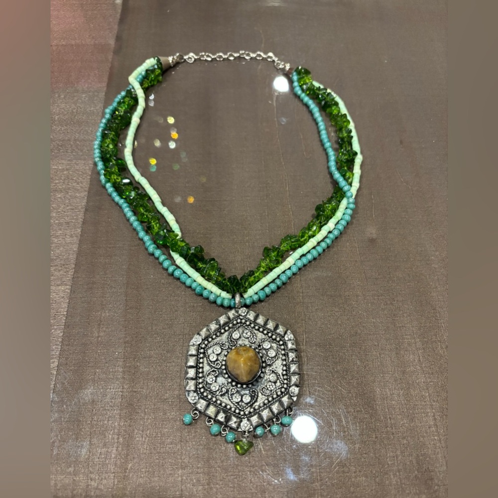 Green and Silver Beaded Necklace